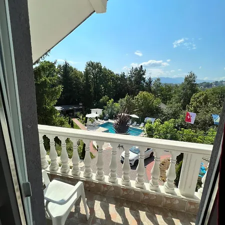Rakovica Апарт-отель *